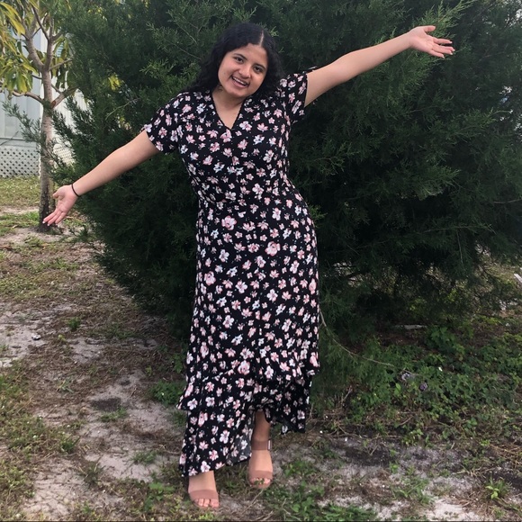 Meet your Posher, Nancy - Picture 1 of 1